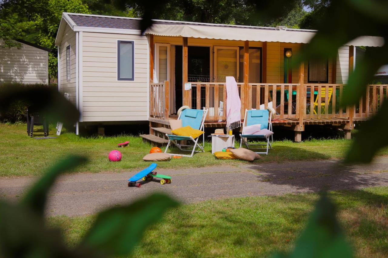 Camping Paradis Le Rocher De La Granelle Le Bugue Exterior photo
